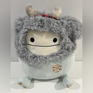 NWT 12" Squishmallows, Evita the Christmas Bigfoot